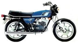 77rd400-blue-side-shot-usa-300w.jpg