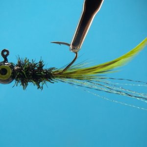 jig tying 5-9-13 Chart eye 001.JPG