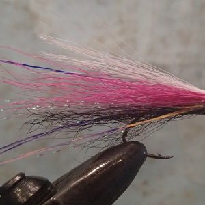 20150330PinkCamoBucktail.JPG