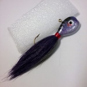 2017_walleye_hairjig_03.jpg